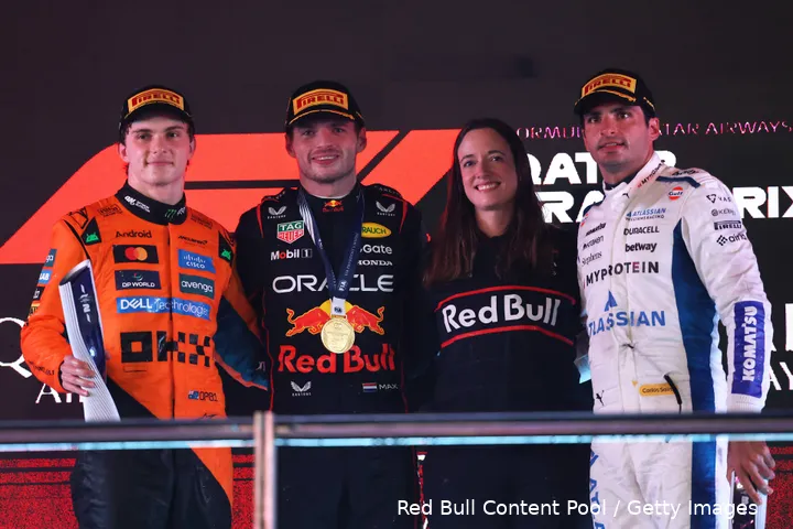 hannah-schmitz-qatar-red-bull-racing-win-max-verstappen-carlos-sainz-oscar-piastri-13