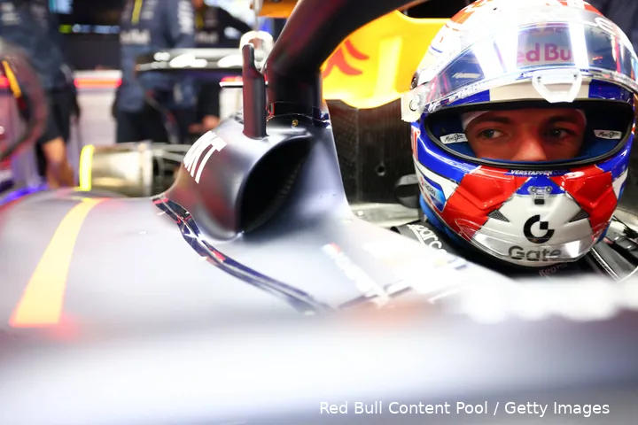 max-verstappen-red-bull-racing-las-vegas-1-helm