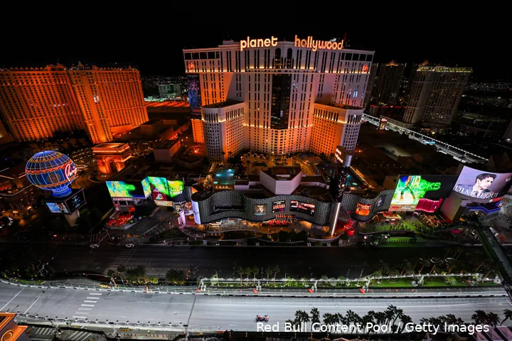 Verstappen-Las Vegas-VT2-Red Bull-vrijdag-10