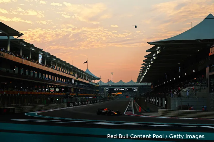 max-verstappen-red-bull-racing-abu-dhabi-vt2-5