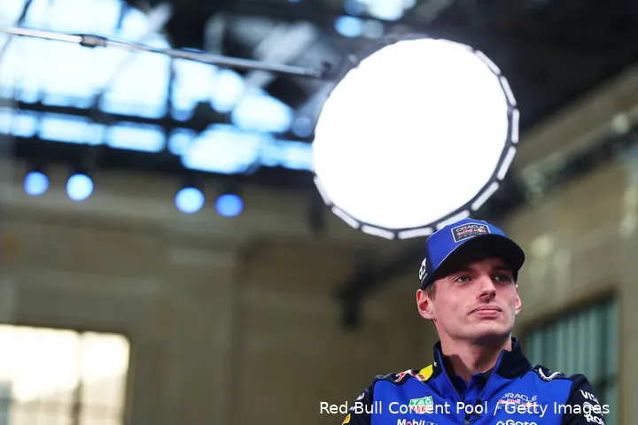 max-verstappen-red-bull-racing-reveal-12