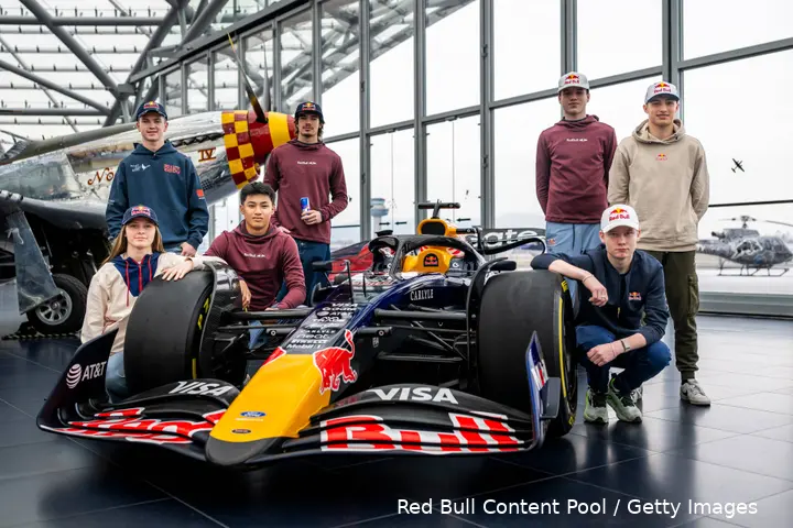 Fionn-McLaughlin-Enzo-Tarnvanichkul-Chiara-Baettig-Nikola-Tsolov-Mattia-Colnaghi-Rocco-Coronel-Scott-Lindblom-1