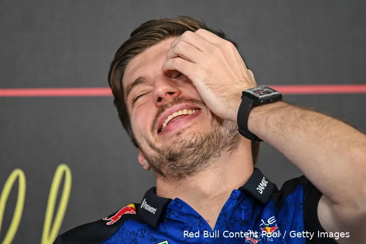 max-verstappen-red-bull-racing-bahrein-wintertest-persconferentie-17
