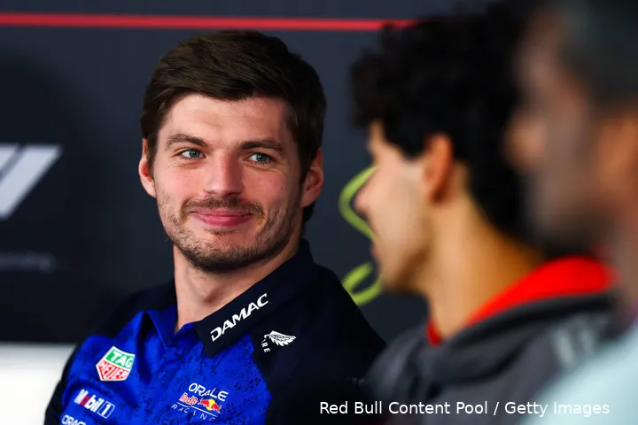 max-verstappen-red-bull-racing-bahrein-wintertest-persconferentie-gabriel-bortoleto-14