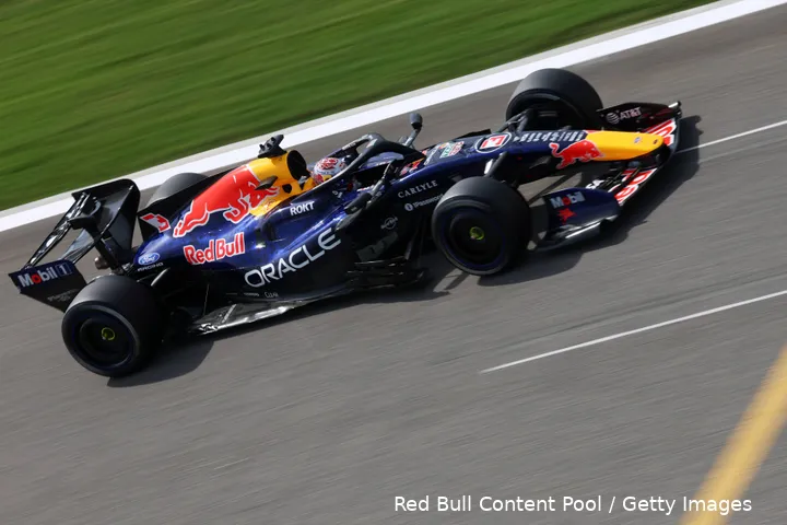 max-verstappen-red-bull-racing-wintertest-bahrein-2026-1-rb22-13
