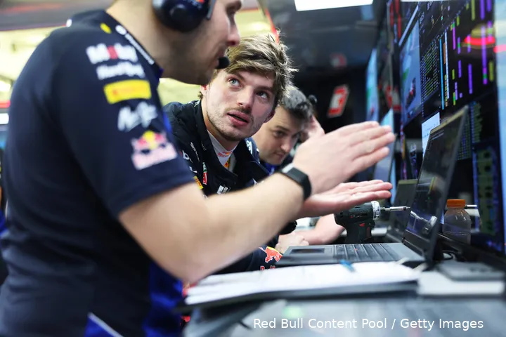 max-verstappen-red-bull-racing-wintertest-bahrein-3-3-12-gianpiero-lambiase-12