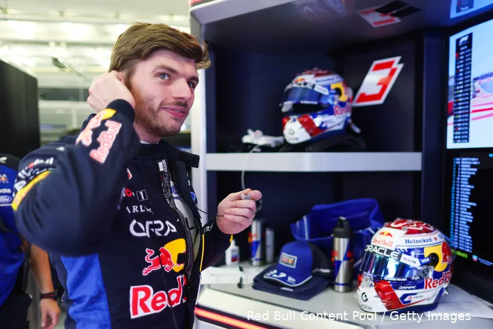 max-verstappen-red-bull-racing-wintertest-bahrein-3-3-1215