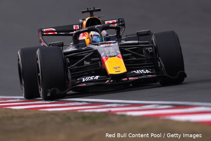 max-verstappen-red-bull-racing-2026-china-zondag-race