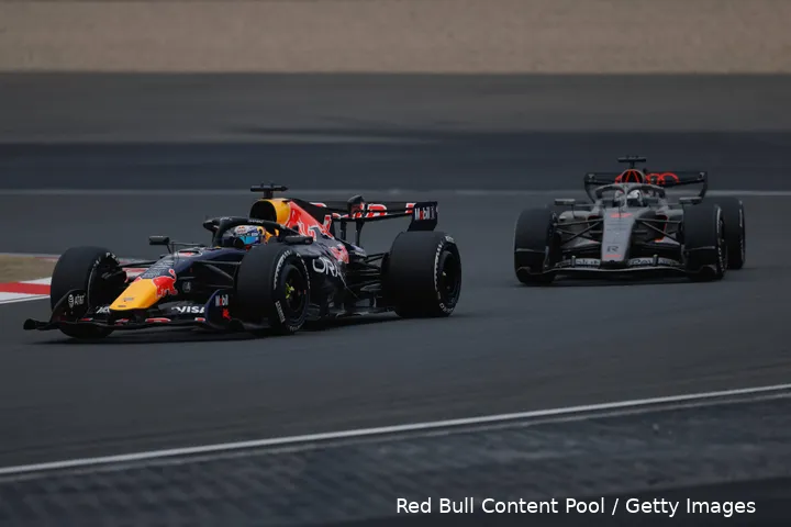 max-verstappen-red-bull-racing-2026-zondag-race-china-nico-hulkenberg-audi