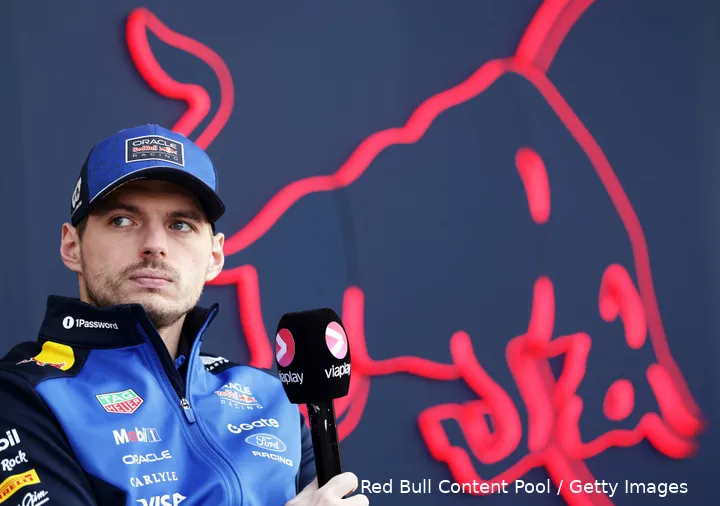max-verstappen-red-bull-racing-japan-2026-1-viaplay-chagrijnig