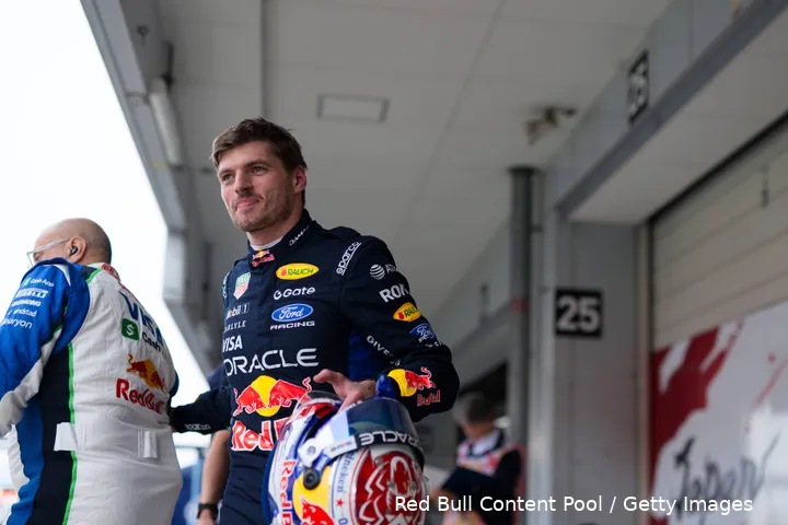 max-verstappen-red-bull-racing-racing-bulls-japan