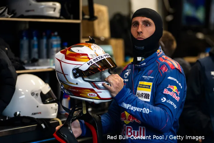 dani-juncadella-mercedes-amg-gt3-nurburgring-nordschleife-racing-24-uur-1035