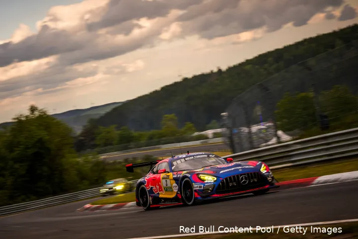 franz-hermann-nordschleife-nls-max-verstappen-dani-juncadella-jules-gounon-lucas-auer-mercedes-amg-gt3-nurburgring-nordschleife-racing-24-uur-1