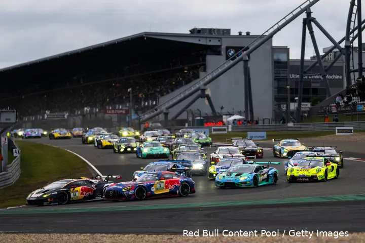 max-verstappen-jules-gounon-dani-juncadella-lucas-auer-verstappen-racing-24-uur-nurburgring-nordschleife-1-start-mirko-bortolotti