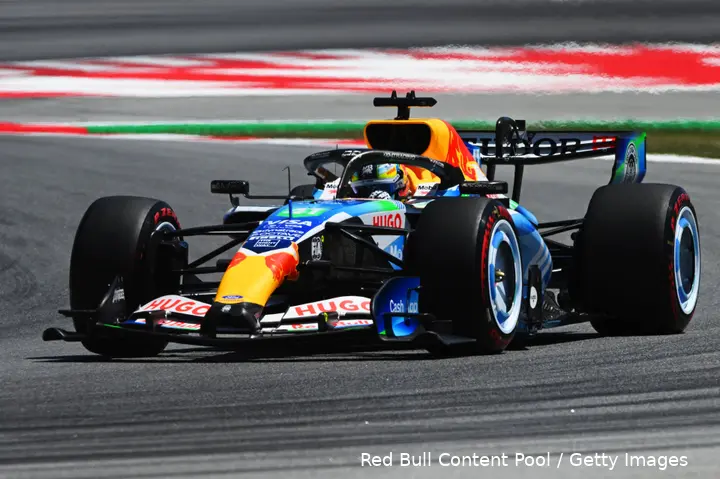 arvid-lindblad-racing-bulls-2026-barcelona-zaterdag-kwalificatie