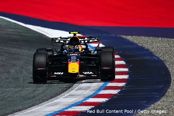 hadjar-Red Bull-Oostenrijk-Rb22-1