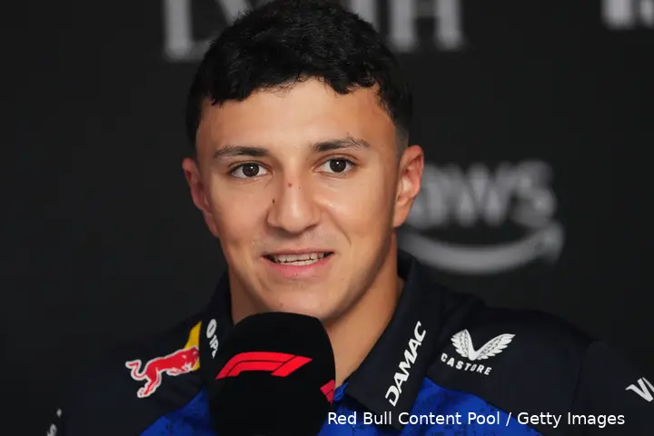 isack-hadjar-red-bull-racing-belgië-spa-francorchamps-2026-zaterdag-kwalificatie-12
