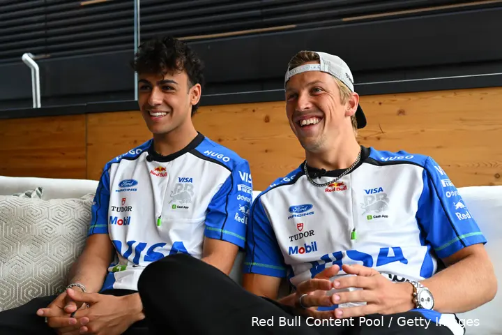 liam-lawson-arvid-lindblad-racing-bulls-2026-hongarije