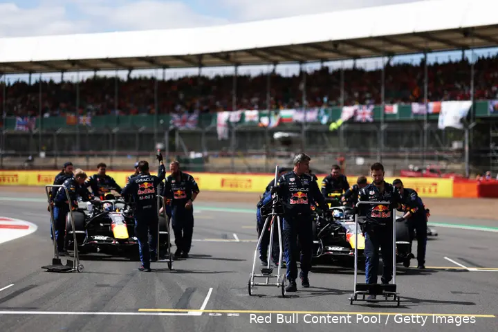 max-verstappen-isack-hadjar-red-bull-racing-2026-groot-brittannie-sprintrace-zaterdag-grid