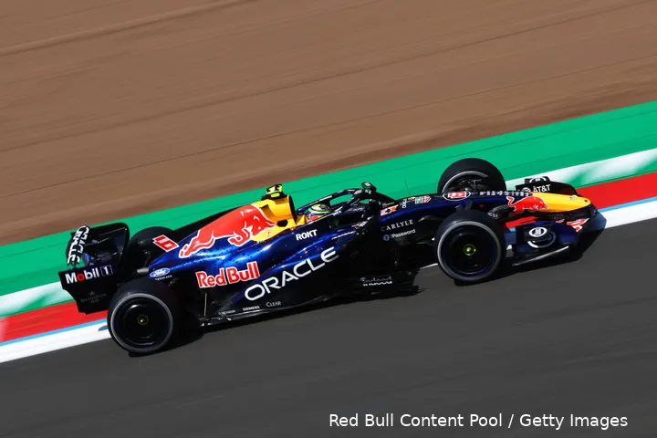 Verstappen-Red Bull-Silverstone-1-vrijdag