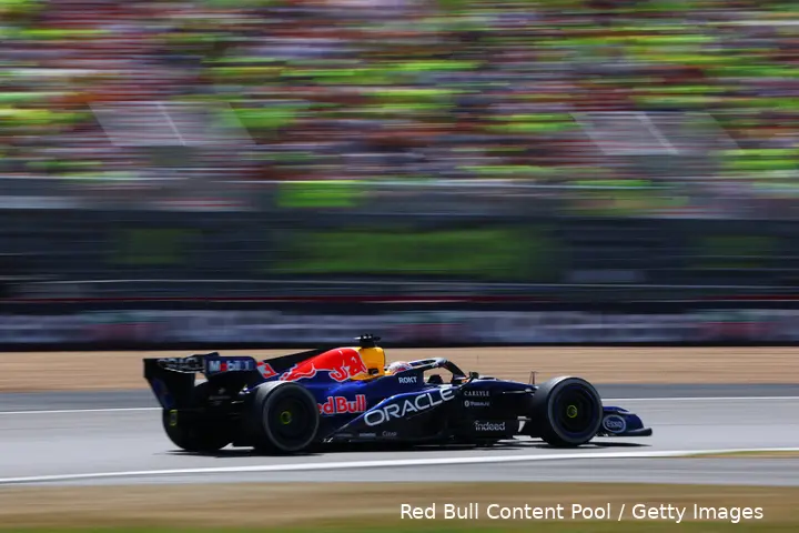 Verstappen-Silverstone-Red Bull-vrijdag-3