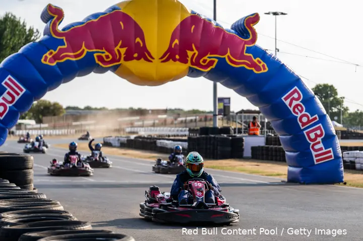 max-vs-100-red-bull-racing-karts-silverstone-sebastian-job-13