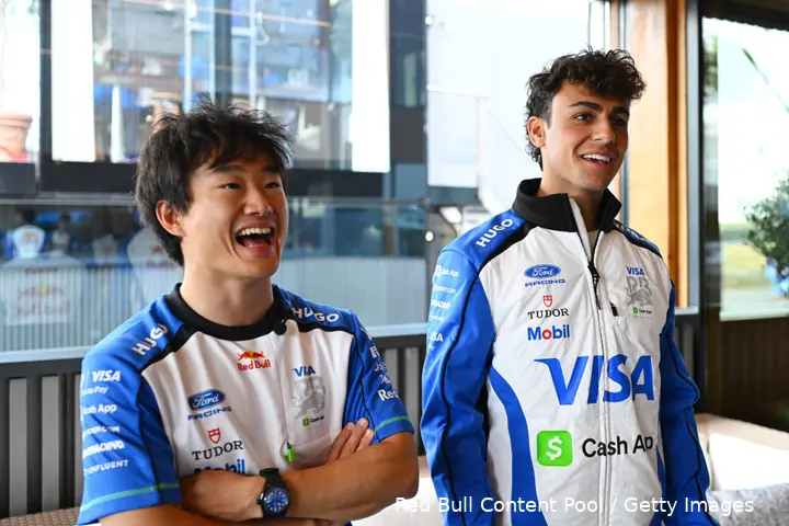racing-bulls-yuki-tsunoda-nederland-2026-1-arvid-lindblad-4 (1)