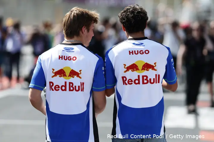 arvid-lindblad-racing-bulls-baku-bakoe-azerbeidzjan-liam-lawson
