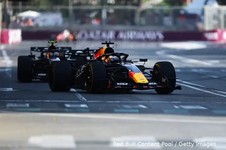max-verstappen-isack-hadjar-saturday-azerbeidzjan-2026-baku-bakoe-RB22-3