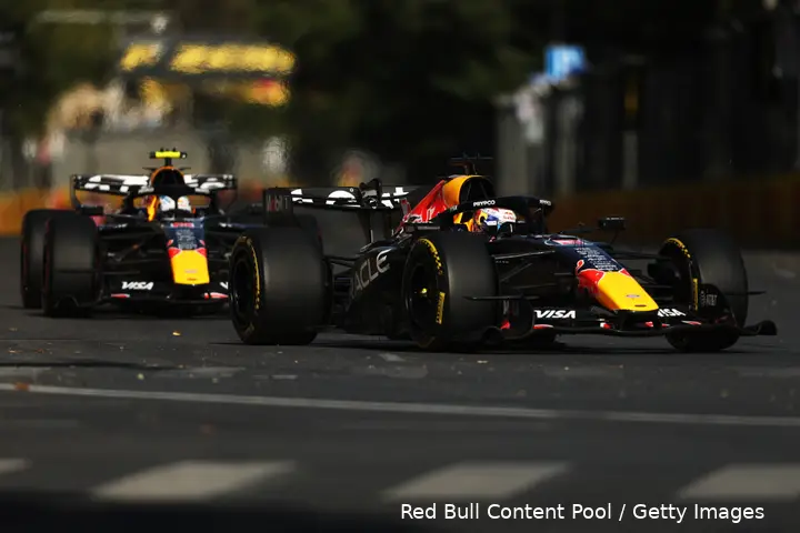 max-verstappen-isack-hadjar-saturday-azerbeidzjan-2026-baku-bakoe-RB22-4
