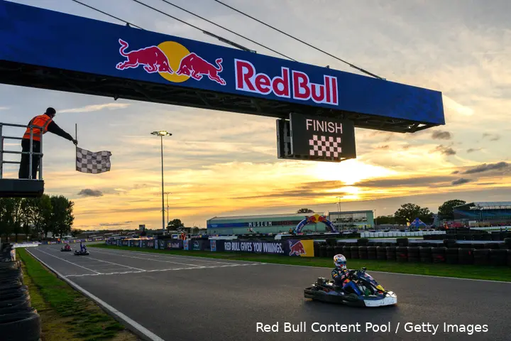 max-verstappen-max-vs-100-2026-finish