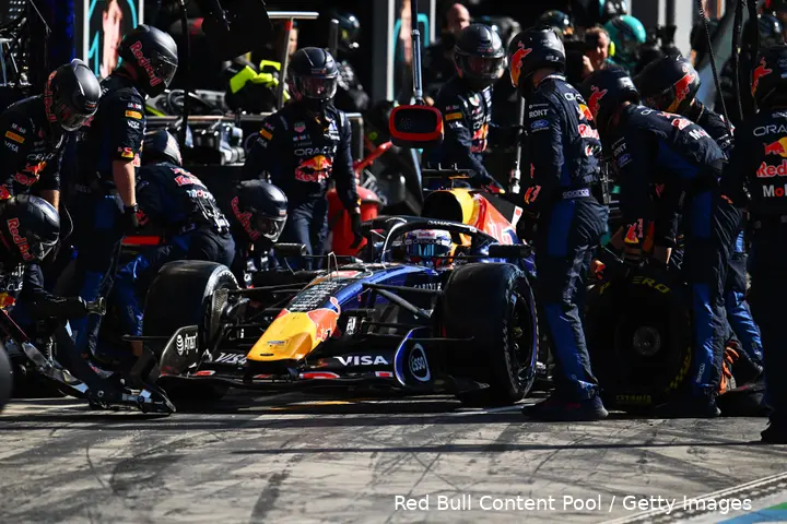 max-verstappen-red-bull-racing-monza-italië-2026-rb22-1-pitstop