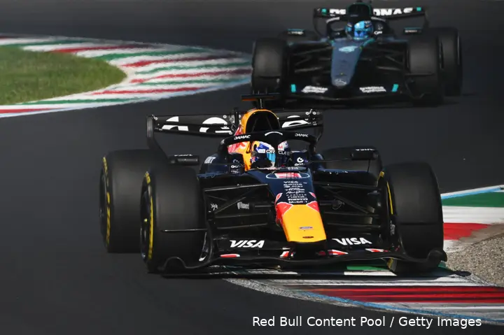 Verstappen-Red Bull-zondag-race-3