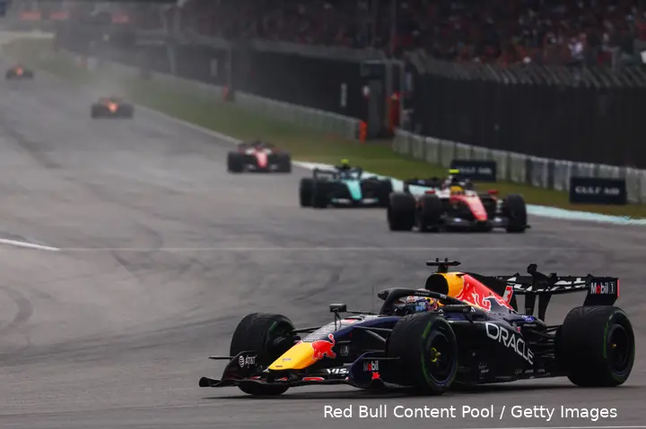 max-verstappen-maleisie-sunday-sepang-bahrein-2026-RB22