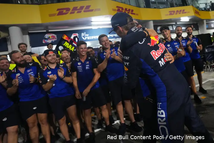 max-verstappen-podium-sepang-maleisie-bahrein-sunday-laurent-mekies-red-bull