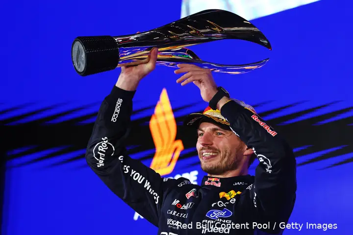 max-verstappen-podium-singapore-2026-sunday