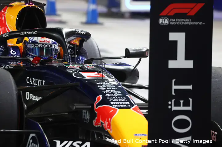 max-verstappen-pole-singapore-saturday-2026-2