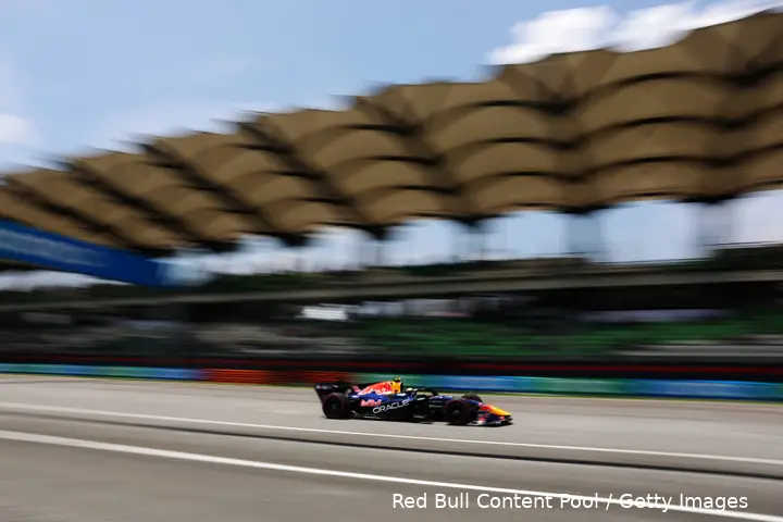 max-verstappen-red-bull-racing-maleisië-bahrein-sepang-1-rb22
