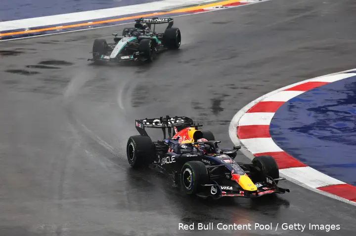 max-verstappen-saturday-singapore-2026-RB22-george-russell