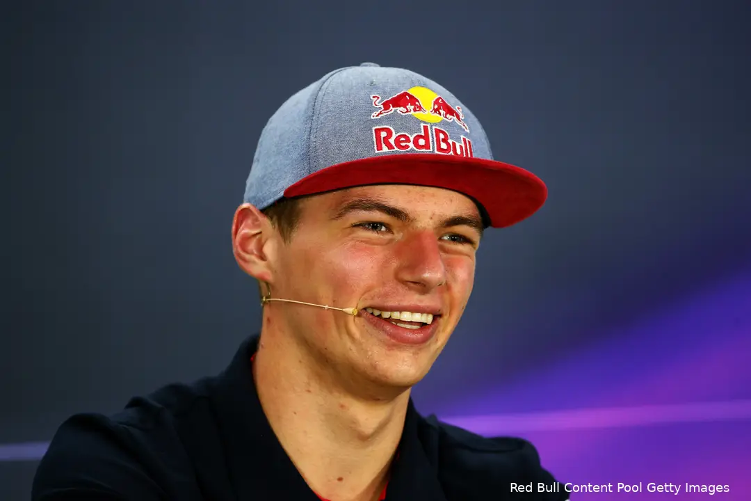 <i>Max Verstappen in zijn debuutjaar voor Toro Rosso.</i>