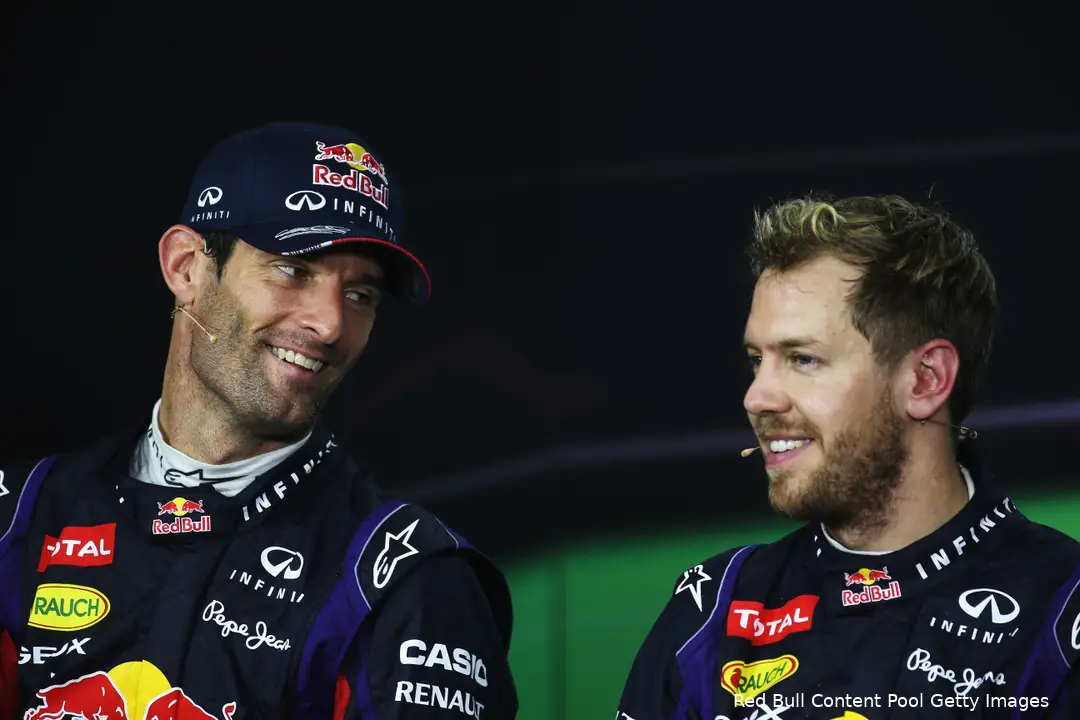 Webber vormde samen met Sebastian Vettel een rijdersduo en coacht tegenwoordig Piastri.