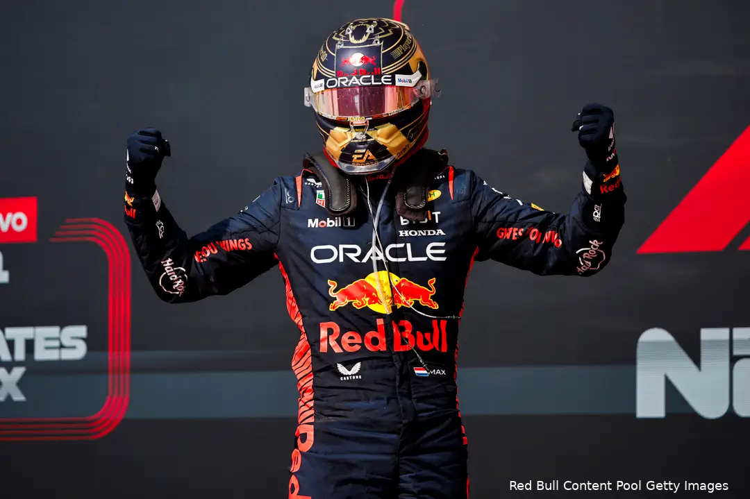 verstappen rb19 cota 2023