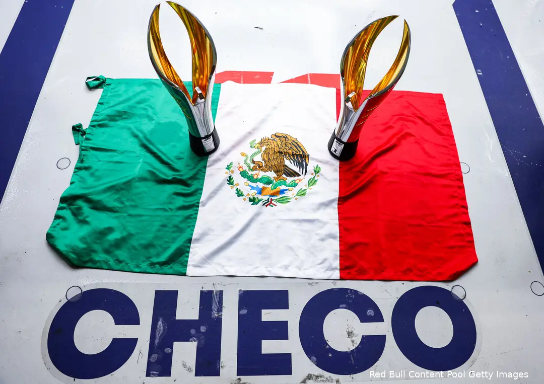 flag checo perez sergio mexico