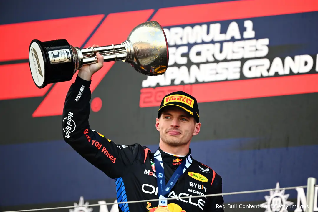 max verstappen redbullracing zege japan2024