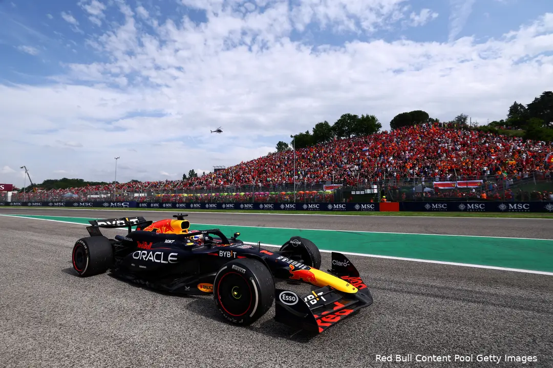 Verstappen pakte in Imola en Spanje nog de overwinningen, maar moest daarna lang wachten.