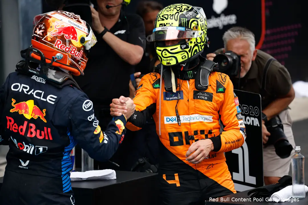 max verstappen lando norris handen spanje blij