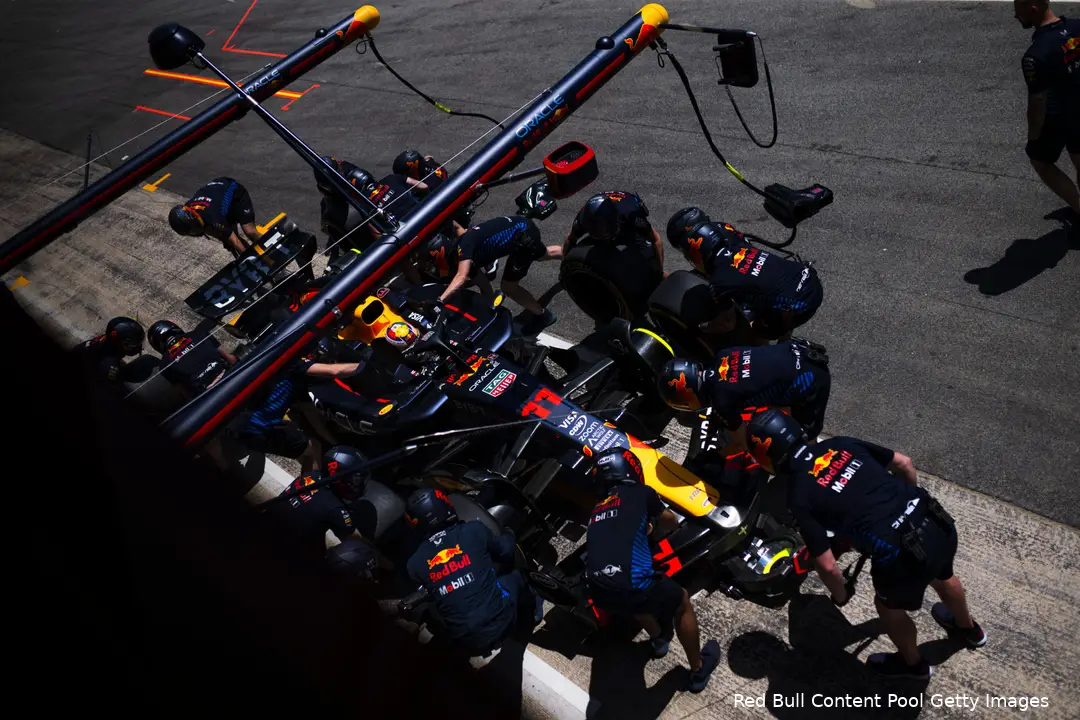 Pérez heeft in de afgelopen drie races slechts vier punten gescoord. (Foto: Red Bull Content Pool/Getty Images).