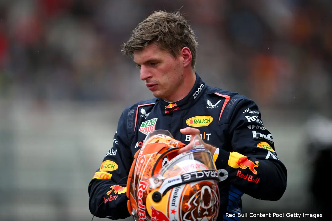 Verstappen bekommert zich niet om commentaar van anderen.
