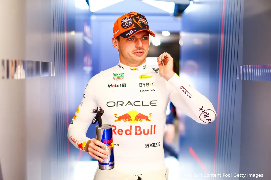 De RB20 doet nog steeds niet wat Verstappen graag wil.