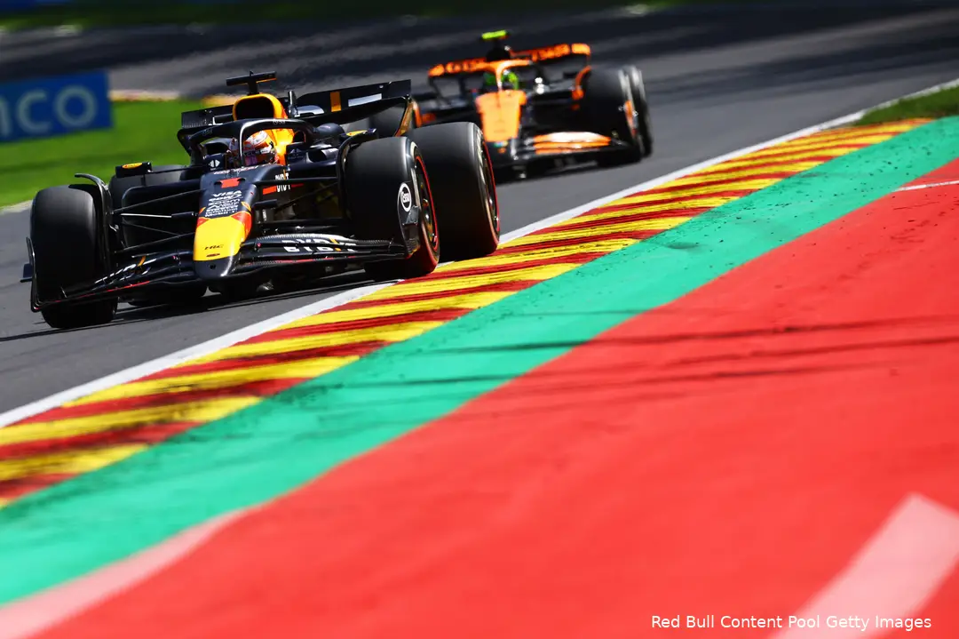 <i>Verstappen troefde Norris af in België.</i>